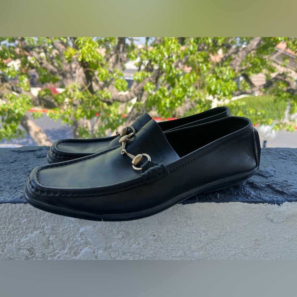 Gucci Black Leather Horsebit Loafers with Gold Hardware size 7.5 - Picture 3 of 9